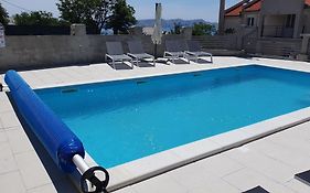 Apartmani Naomi&Leo